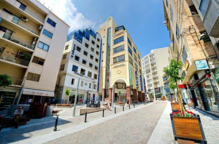 Modern Family Retreat In Gzira *